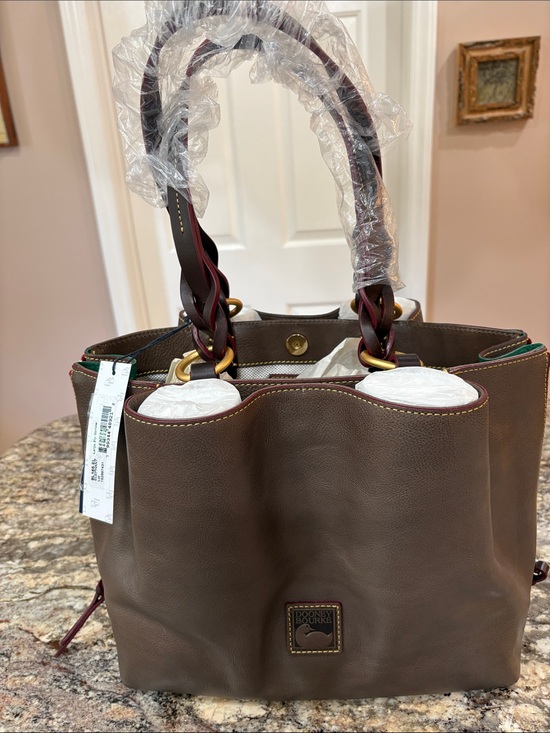 Dooney & Bourke Handbags - NWT Dooney & Bourke Florentine Leather Large Zip Barlow Satchel in Elephant